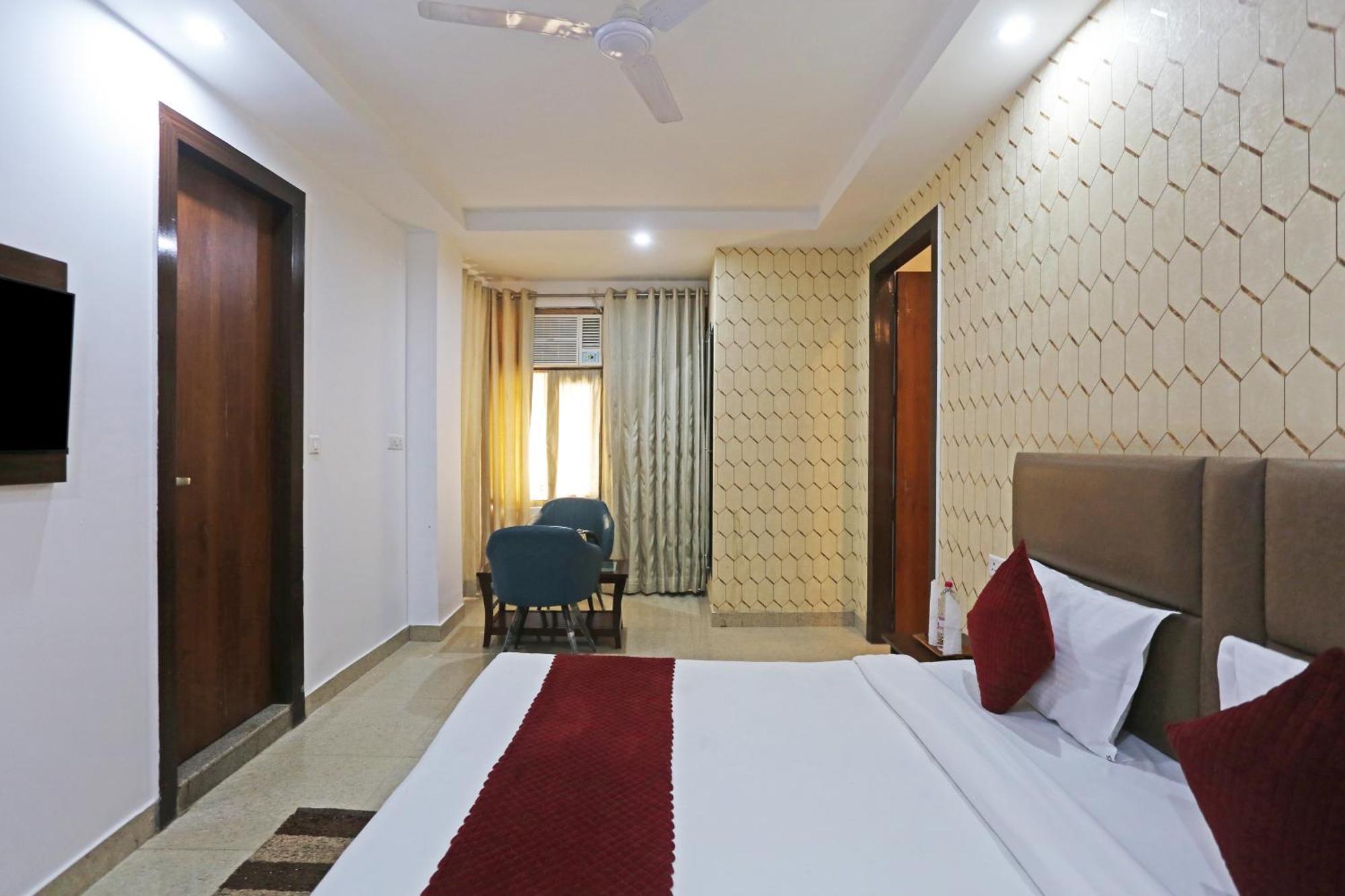 Hotel A Plaza A Family - Delhi Airport New Delhi
